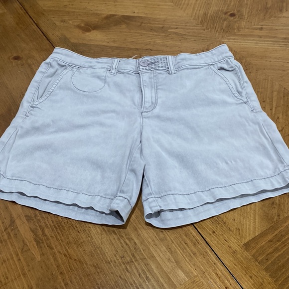 Chino - Picture 4 of 7